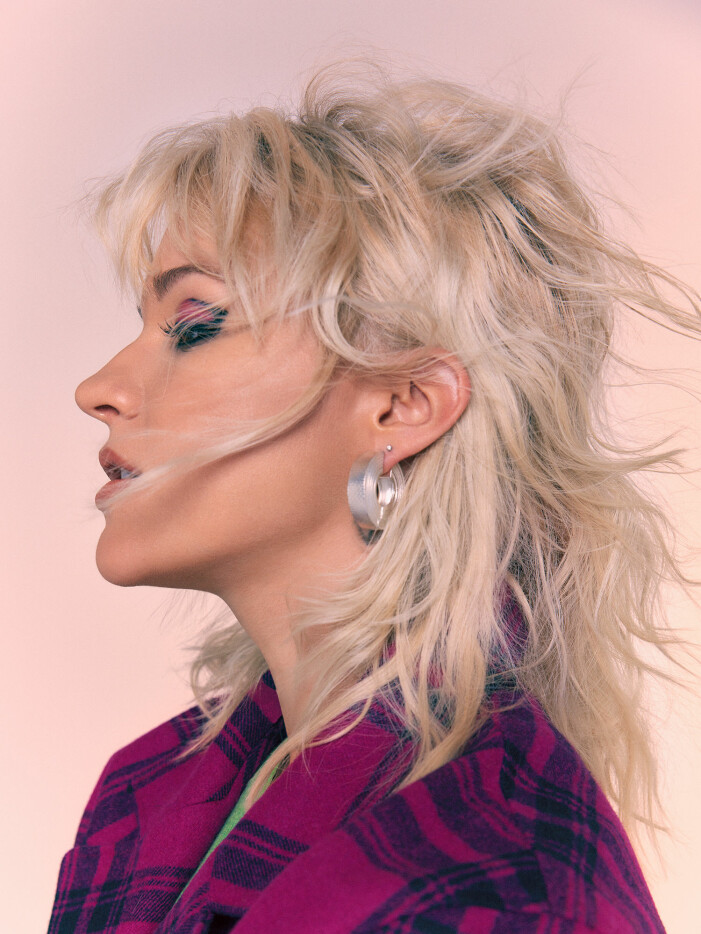 ”Min showgirl har alltid funnits”, säger Tove Styrke. Tove Styrke Baaambrud