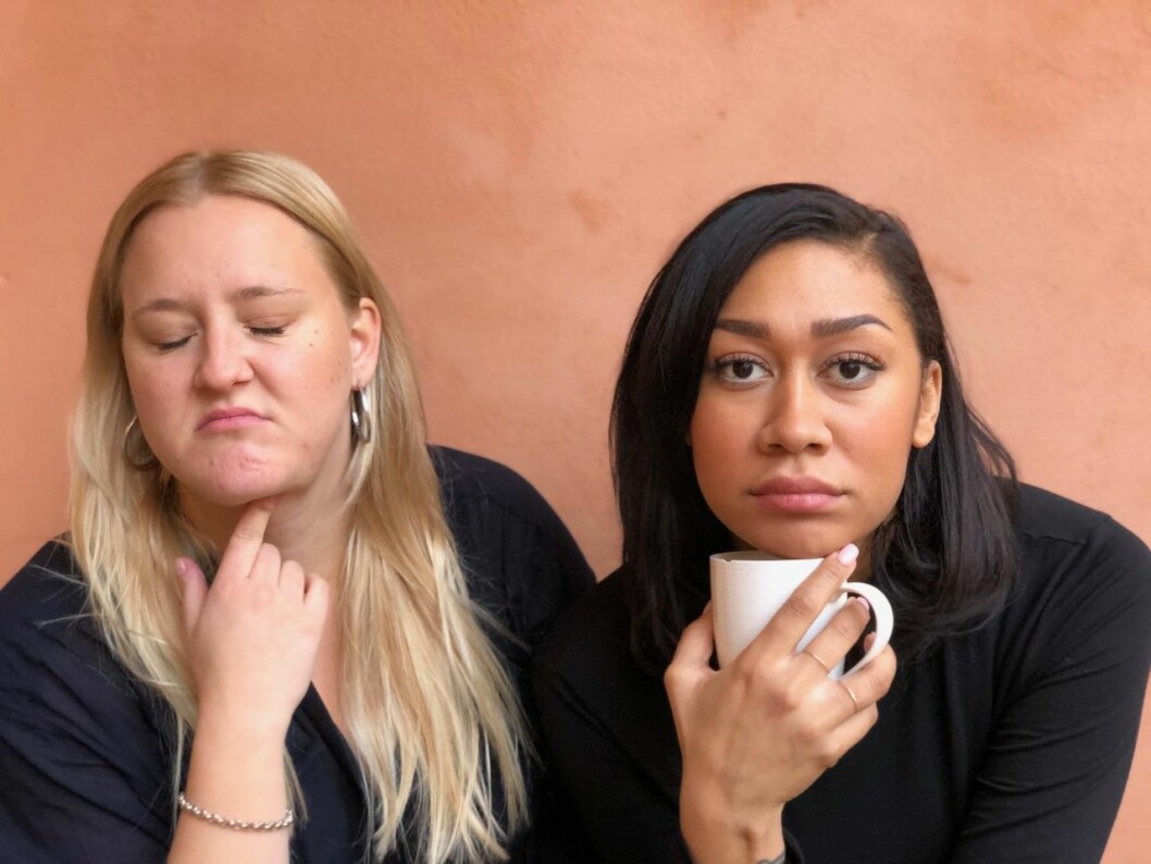 Julia Lyskova och Julia Frändfors har hunnit med 120 poddavsnitt sedan starten för 2,5 år sedan. Julia Lyskova och Julia Frändfors