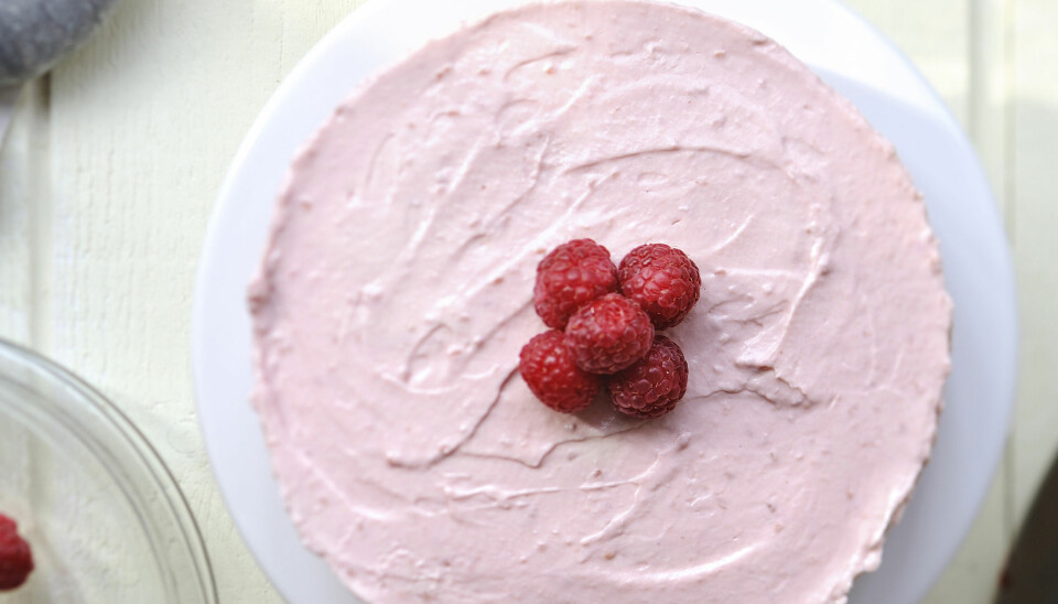 Sockerfri cheesecake med smak av hallon