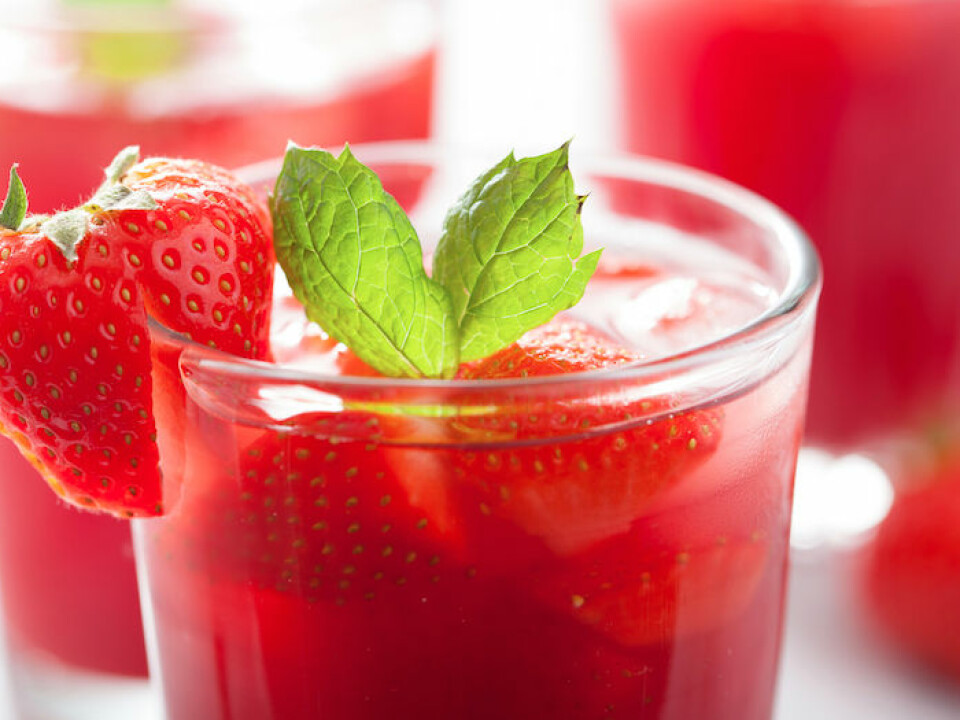 Den första kampanjbilden på Katie Holmes för Bobbi Brown. Den första kampanjbilden på Katie Holmes för Bobbi Brown.