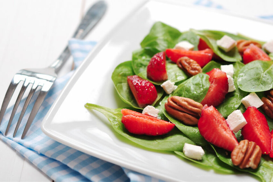 5 recept på spenatsallad som du faktiskt vill göra
