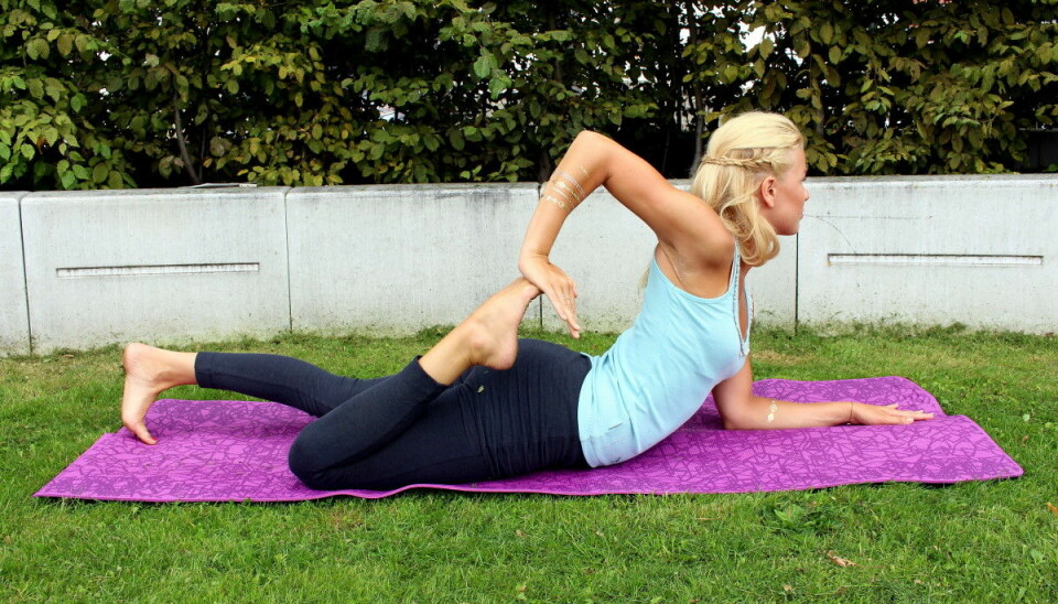 Yogautmaning dag 6: Lär dig sphinx one leg pull
