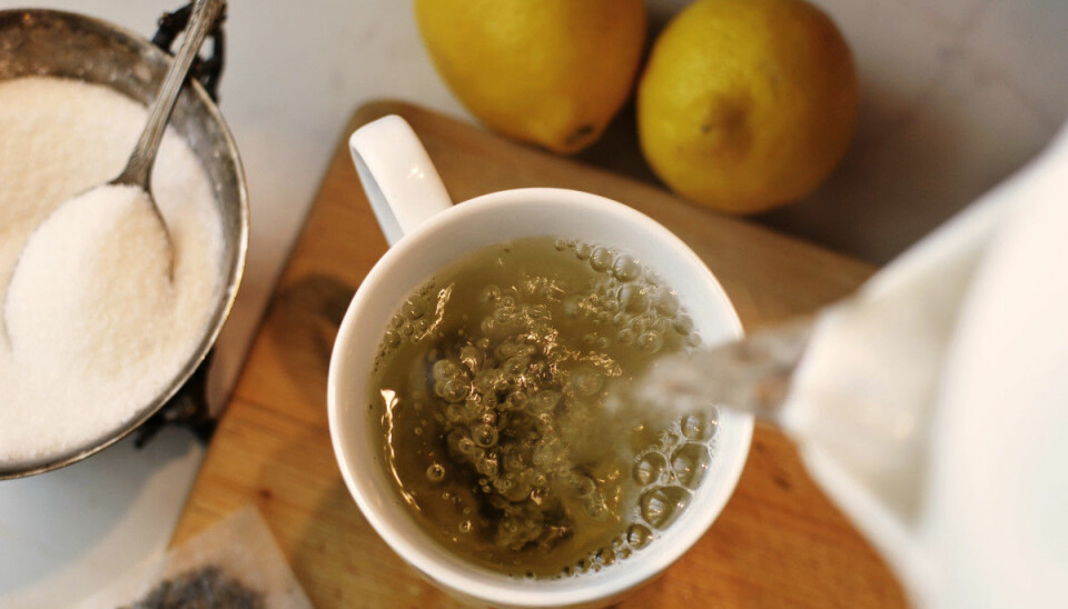 Taylor och Dior satsar på blå ögonskugga och röda läppar. Taylor och Dior satsar på blå ögonskugga och röda läppar.