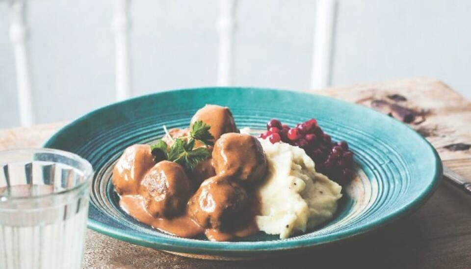 RECEPT: Goda paleo-köttbullar med brunsås