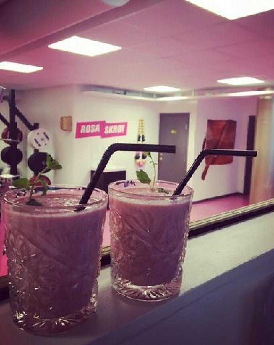 Här finns även rosa smoothies om du har tur. Foto @rosaskrot Här finns även rosa smoothies om du har tur. Foto @rosaskrot