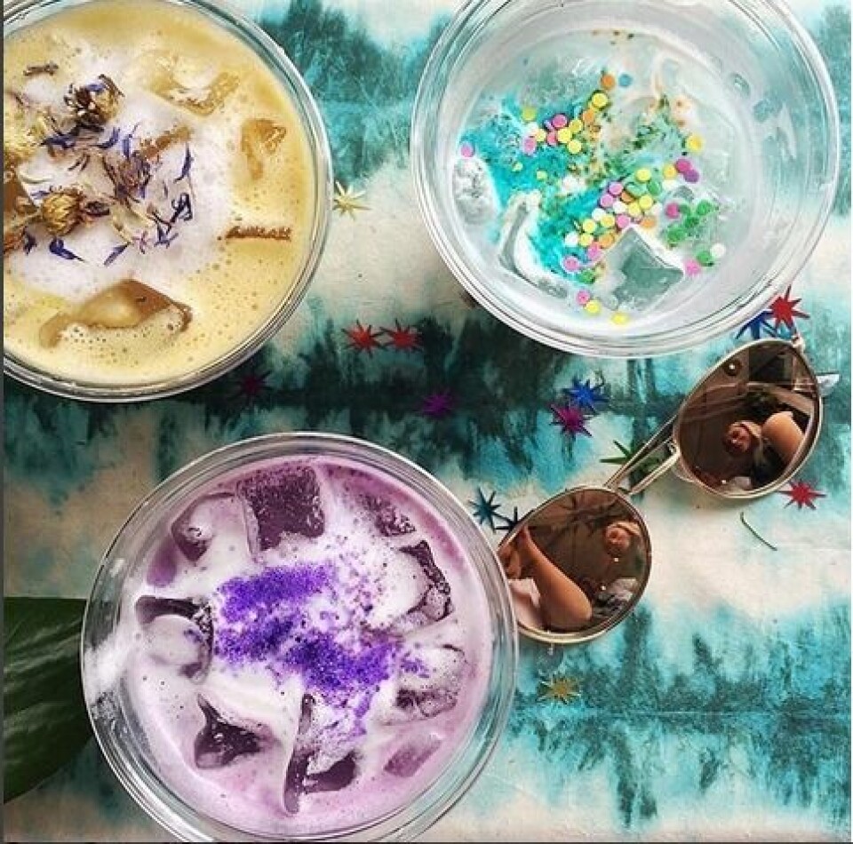 Vad sägs om latte med kristaller? Vad sägs om latte med kristaller?