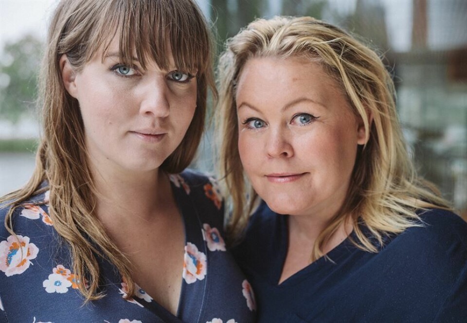 Clara Lidström och Erica Dahlgren, ger ut boken ”Hjälp jag är Utmattad” tillsammans. Clara Lidström och Erica Dahlgren, ger ut boken ”Hjälp jag är Utmattad” tillsammans.