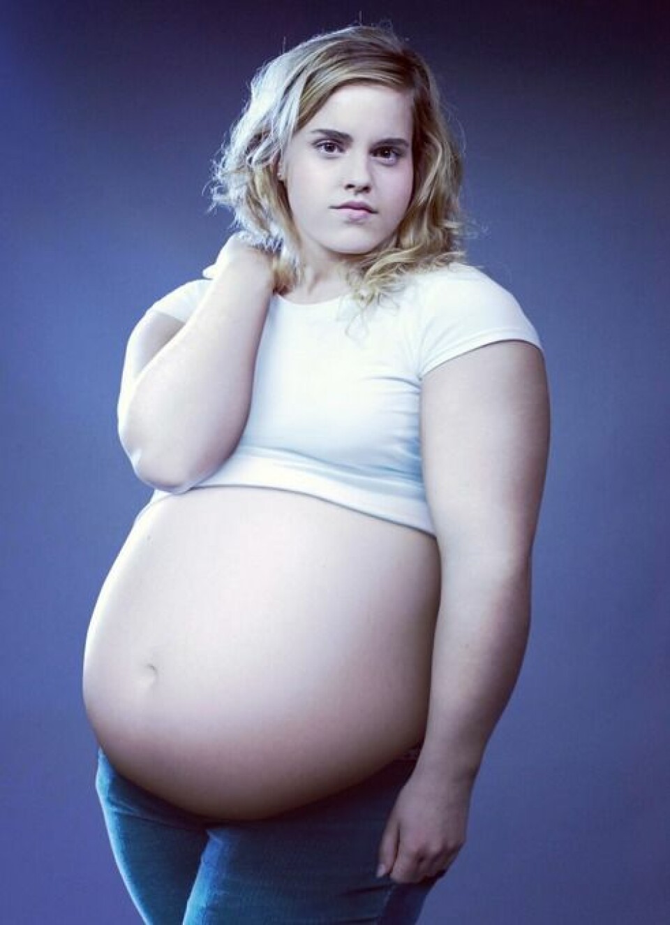 Kontroversiell konstnär gör kändiskvinnor till plus size