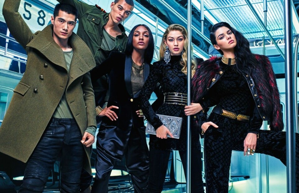 Se fler bilder från H&M och Balmains designsamarbete