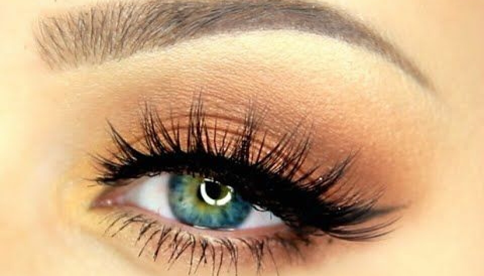 Tutorial för nybörjare: Så sätter du fast lösögonfransar