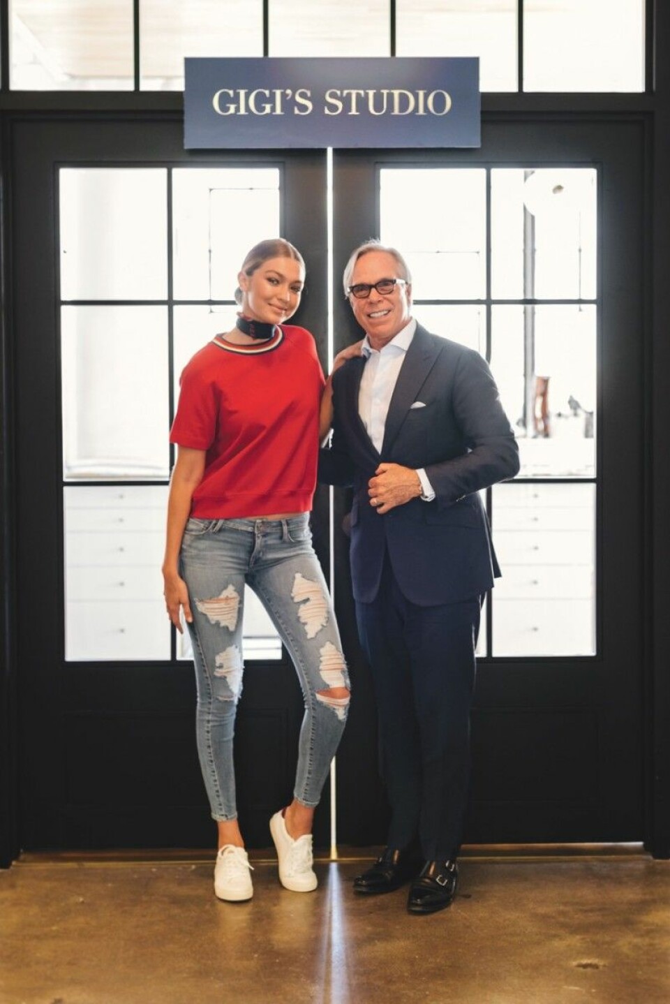 Gigi Hadid lanserar parfym med Tommy Hilfiger