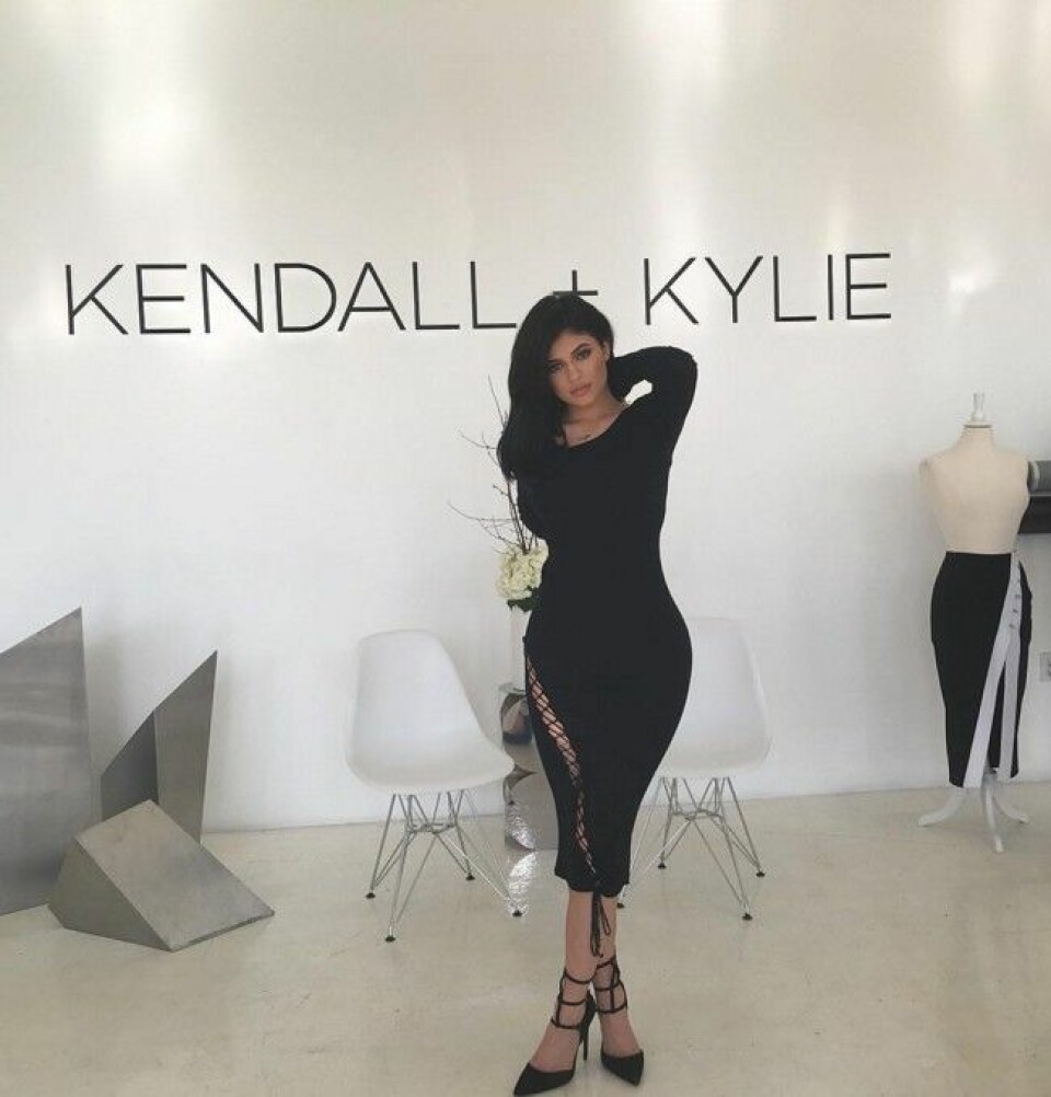 Här är bilderna från Kendall & Kylie Jenners nya kollektion