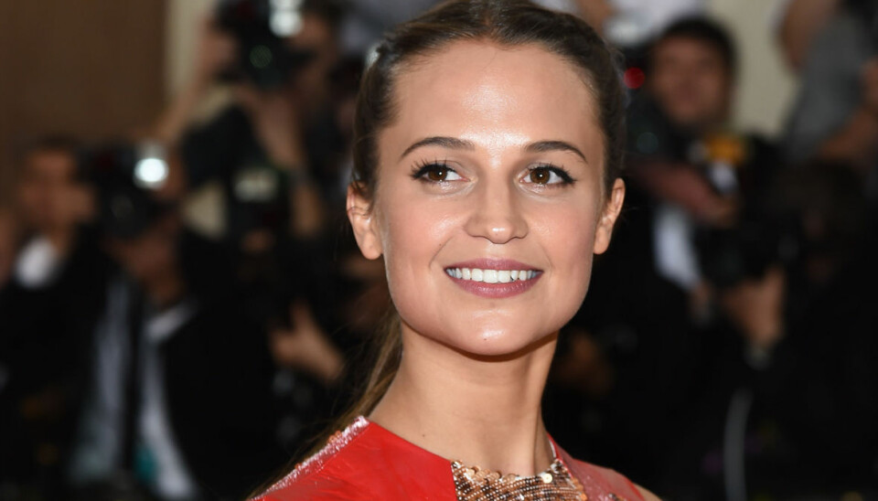 Alicia Vikander startar produktionsbolag – för bara kvinnliga skådespelare