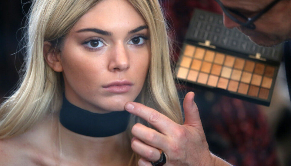 Enkla knepen med concealer (som du inte vill vara utan!)