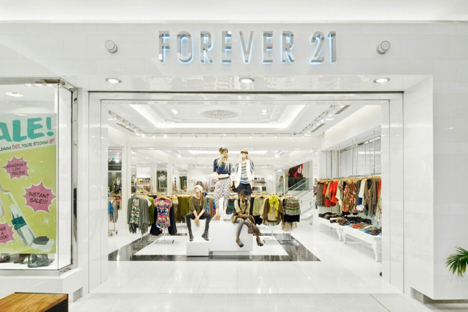 Forever 21 har ännu ingen fysisk butik i Sverige. Forever 21 har ännu ingen fysisk butik i Sverige.