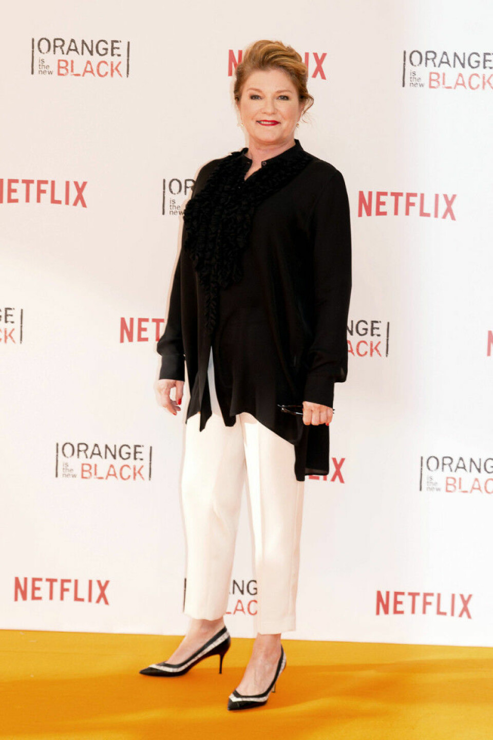 ... och i verkliga livet heter Red Kate Mulgrew och glänser på röda mattan.