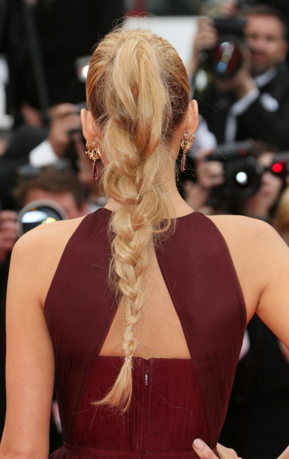 Uppdatera din hästsvans! Vi älskar Blake Livelys flätade hästsvans. Enkelt men snyggt!