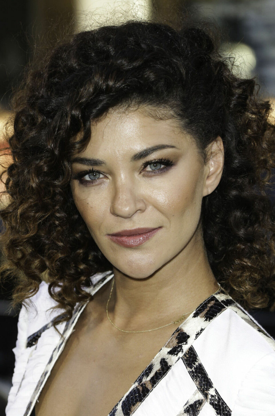 Ordentliga lockar är verkligen något att rocka i höst. Hur snyggt?