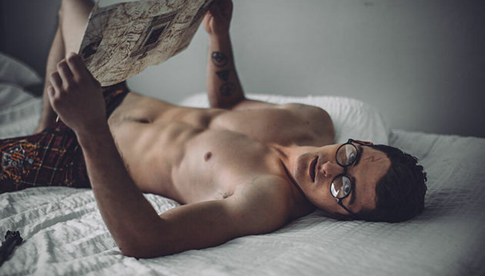 Den här hunkiga Harry Potter kommer få dig att rodna – se bilderna här!