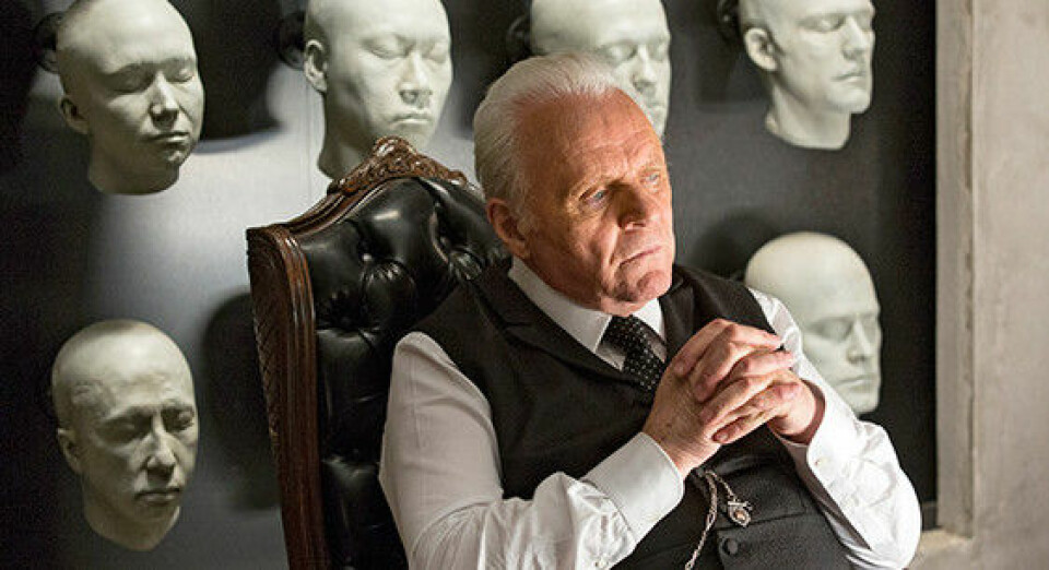 Westworld. Den amerikanske science fiction-western handlar om den fiktiva parken ”Westworld” i en teknologiskt avancerad framtid. I parken får besökarna uppleva en vilda västern-värld befolkad av oerhört människolika robotar – och det finns inga regler. Serien påminner i stil om ”Game of thrones” – och det är minst lika obehagligt och spännande. Och det man trodde sig förstå till en början visar sig snart vara helt fel.