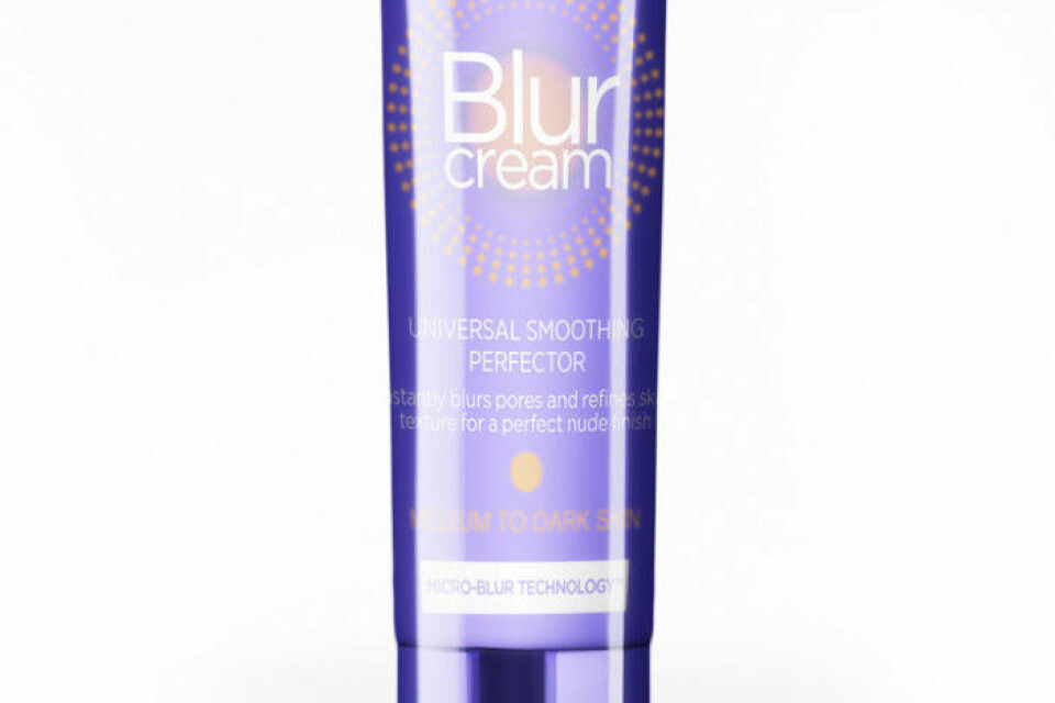 Bloggaren Mogi visar sin lyxgarderob