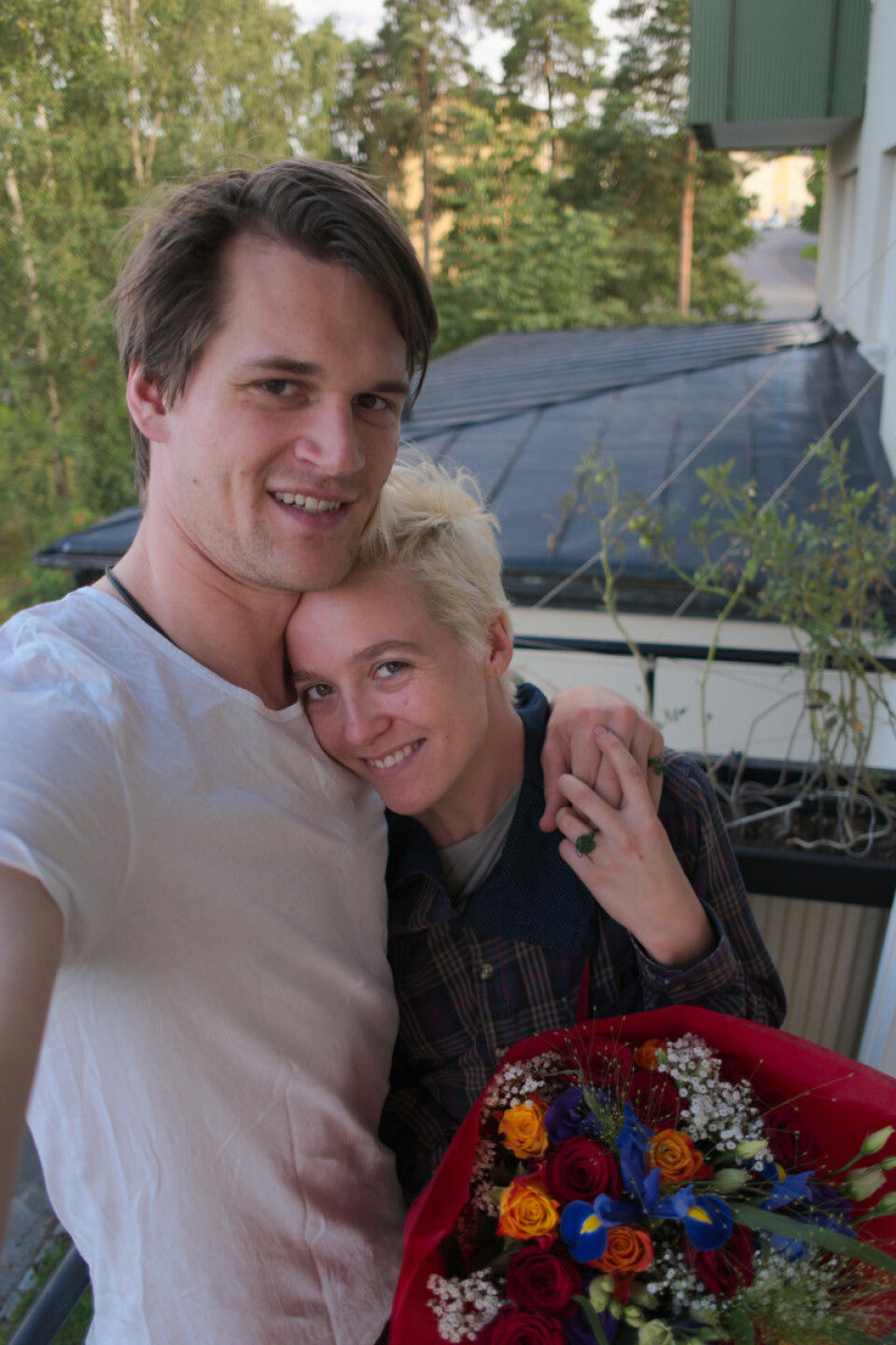 Måns och Sofia bor ihop sedan sju år tillbaka men har andra relationer vid sidan av. Måns och Sofia bor ihop sedan sju år tillbaka men har andra relationer vid sidan av.
