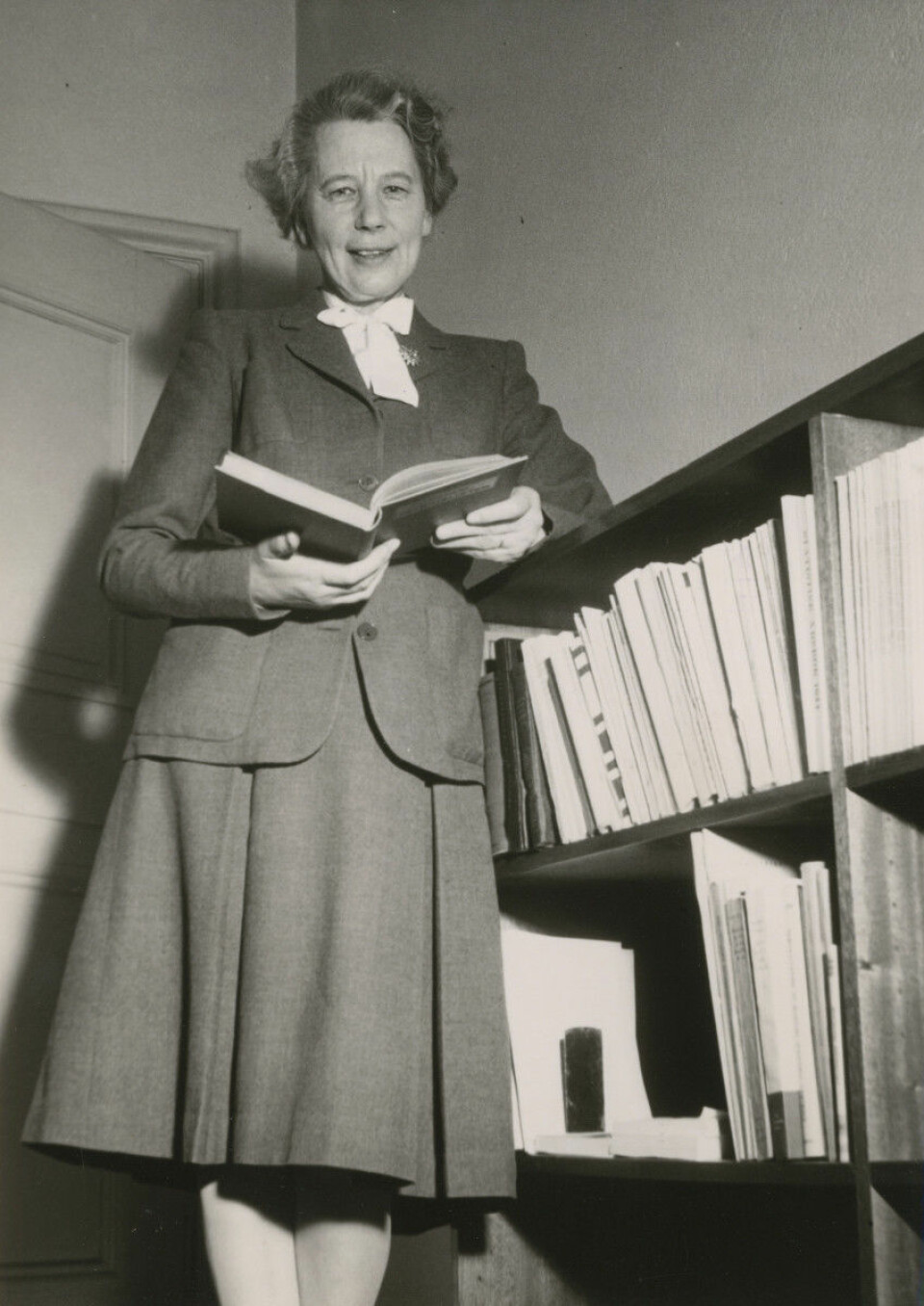 Från första studenten till första läkaren – 9 banbrytande kvinnor från historien