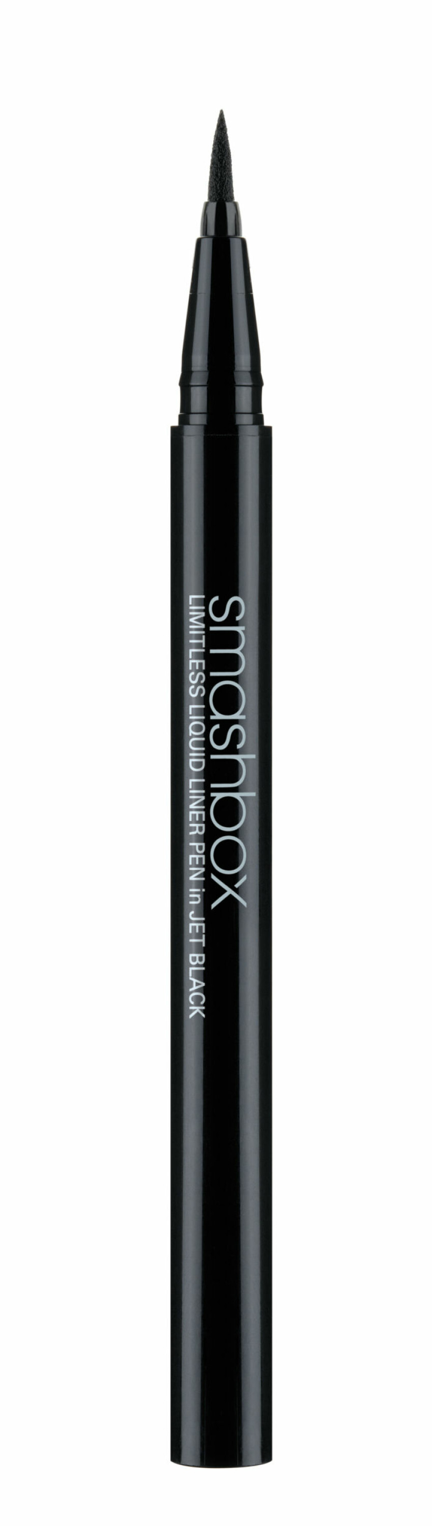Jakten på den perfekta vingen – vi testar 13 eyeliners