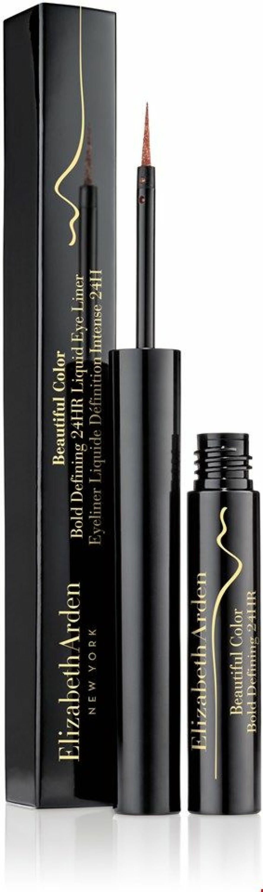 Jakten på den perfekta vingen – vi testar 13 eyeliners