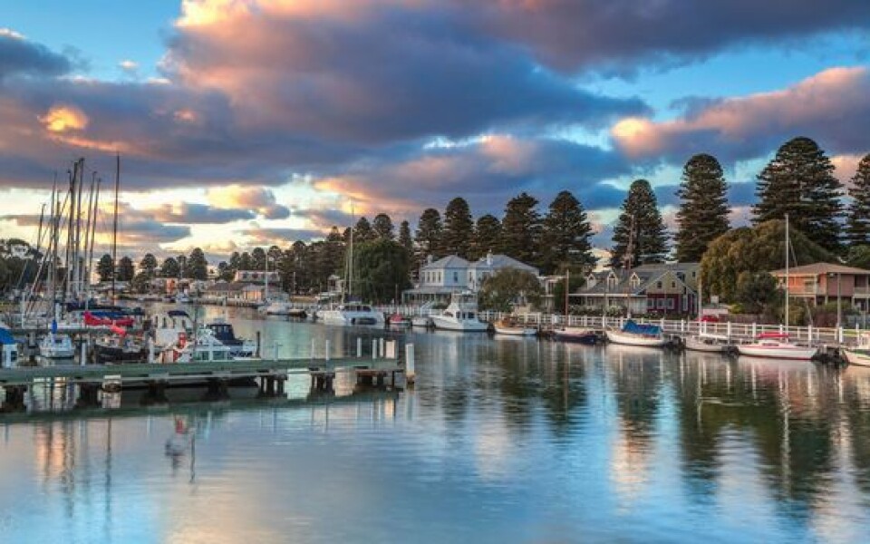 Port Fairy, Australien. Den lilla orten i delstaten Victoria ligger blott 10 meter över havet och terrängen runt staden är mycket platt. Vill du ha en resa utan så mycket människor har du hittat rätt – här bor knappt 3 000 personer.Foto: Pinterest