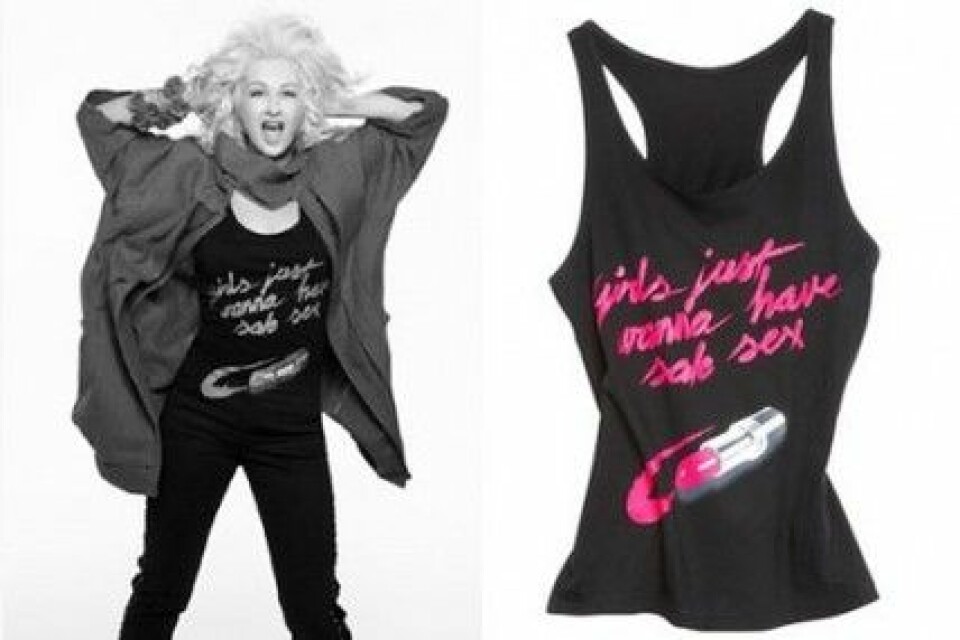 Cyndi Lauper för H&M och Fashion Against AIDS. Cyndi Lauper för H&M och Fashion Against AIDS.