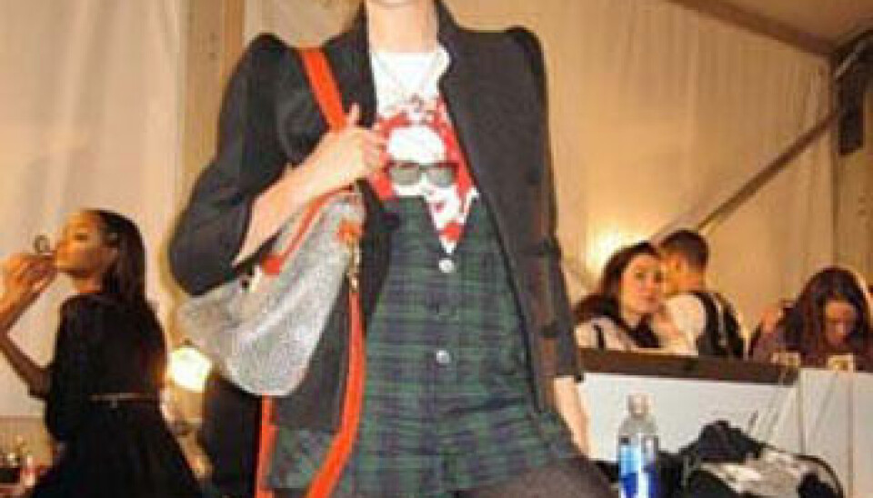 T-shirts från HussainDeyn