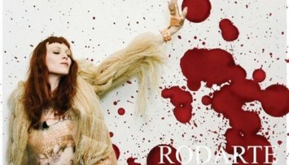 Karen Elson plåtad av Autumn the Wilde för Rodarte. Karen Elson plåtad av Autumn the Wilde för Rodarte.