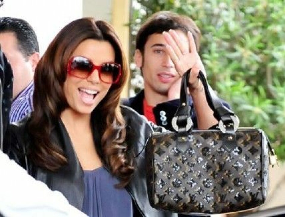 Eva Longoria gillar Louis Vuitton. Eva Longoria gillar Louis Vuitton.