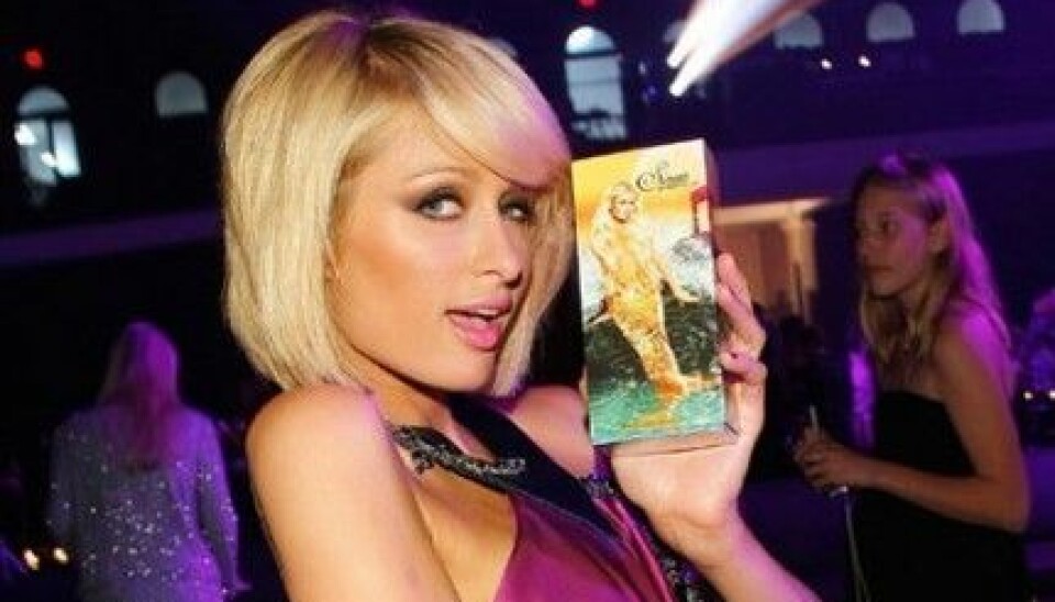 Paris Hilton är en sexig siren