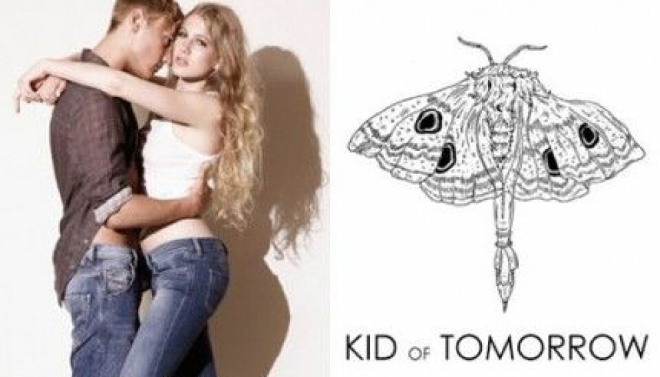 Robin Frölander och Eddie Pettersson visar jeans från Diesel. Robin Frölander och Eddie Pettersson visar jeans från Diesel.