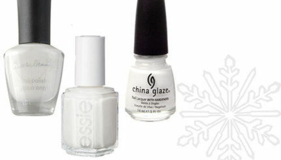 Gnistra ikapp med snön med kritvitt nagellack. Gnistra ikapp med snön med kritvitt nagellack.