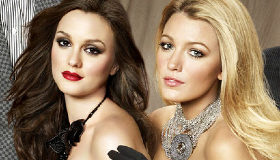 Leighton Meester och Blake Lively spelar Blair respektive Serena i serien. Leighton Meester och Blake Lively spelar Blair respektive Serena i serien.