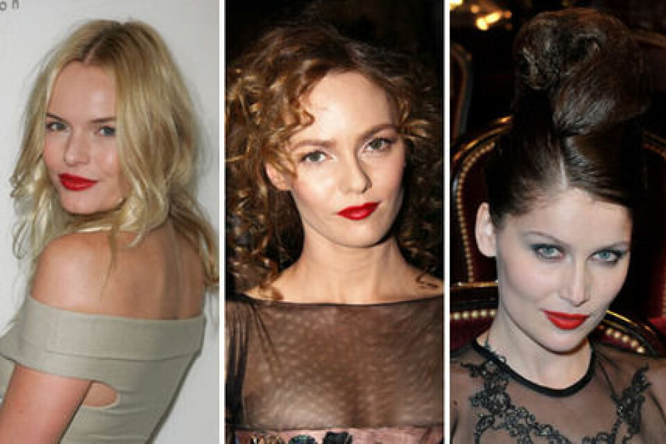 Kate Bosworth, Vanessa Paradis och Laetitia Casta klär i rött läppstift. Kate Bosworth, Vanessa Paradis och Laetitia Casta klär i rött läppstift.