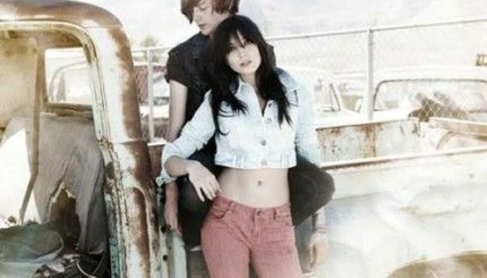 Daisy Lowe och Will Cameron för edc by Esprit. Daisy Lowe och Will Cameron för edc by Esprit.