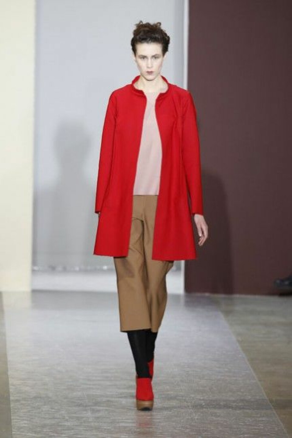 Kamelfärgat och rött hos Marni, A/W 2010. Kamelfärgat och rött hos Marni, A/W 2010.