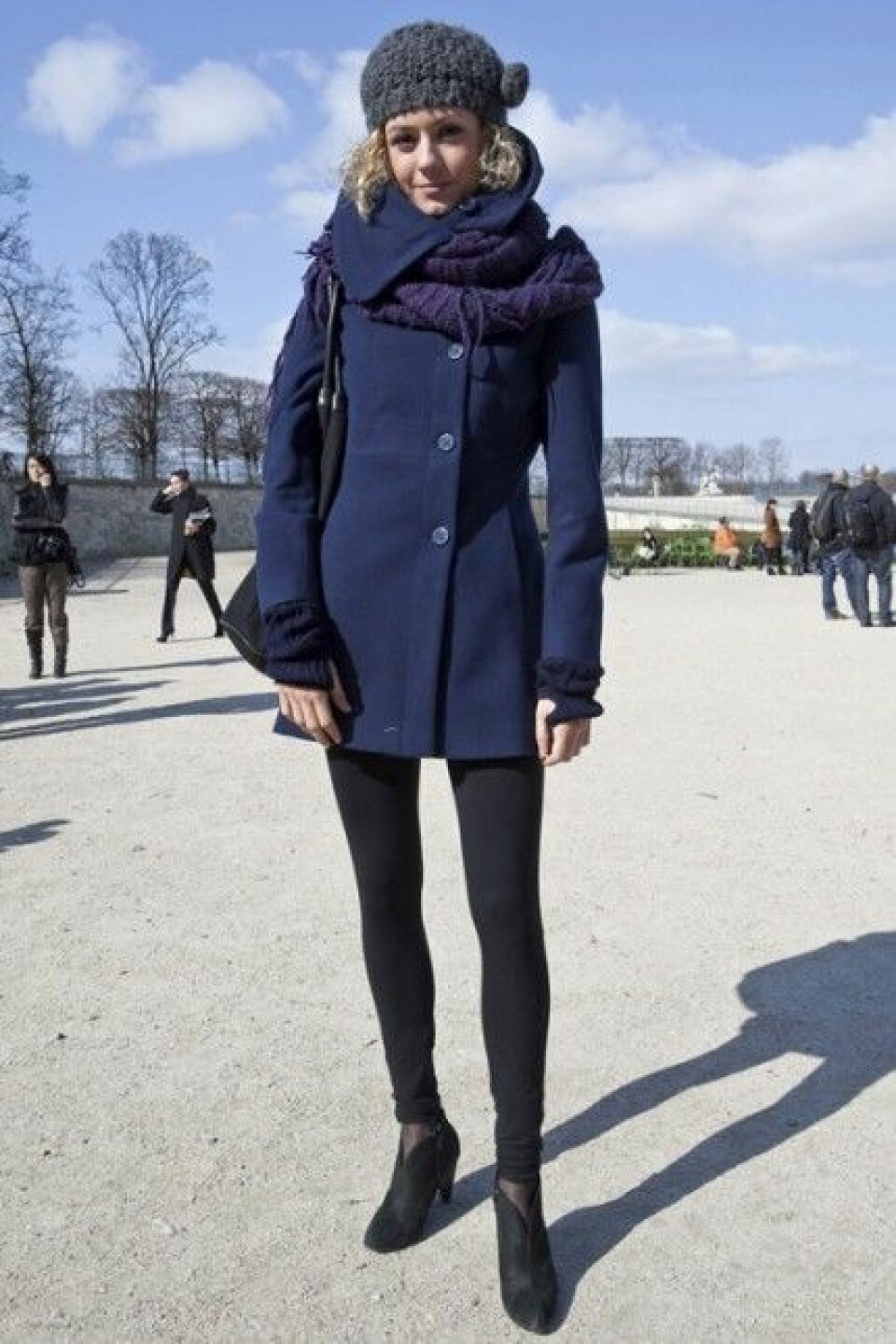 Paris Streetstyle AW/10, marinblå ytterplagg