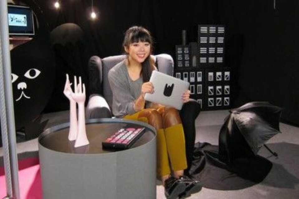 Susie Lau från Style Bubble är först ut i Monki Television. Susie Lau från Style Bubble är först ut i Monki Television.