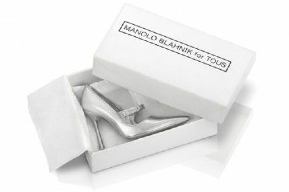 Manolo Blahnik har designat ett exklusivt smycke för TOUS. Manolo Blahnik har designat ett exklusivt smycke för TOUS.
