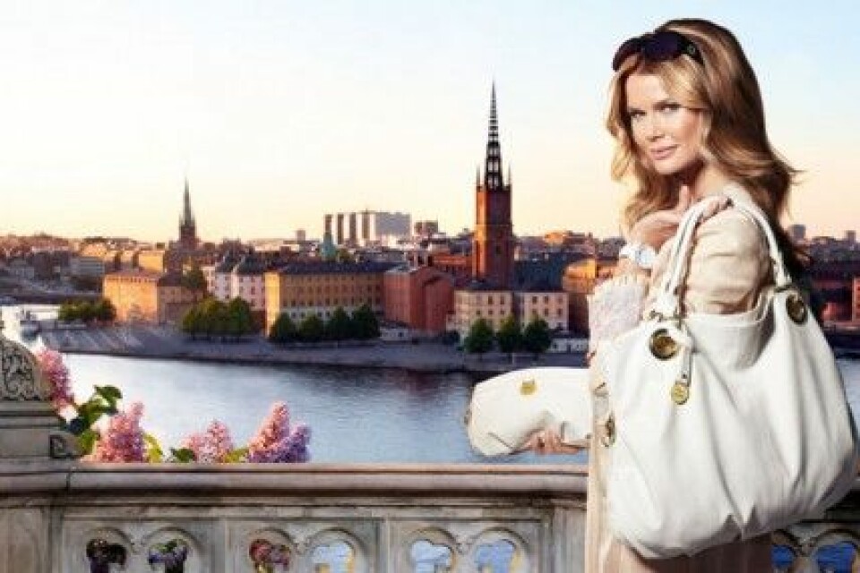 Valerie Aflalo har designat en accessoarkollektion för Oriflame. Valerie Aflalo har designat en accessoarkollektion för Oriflame.
