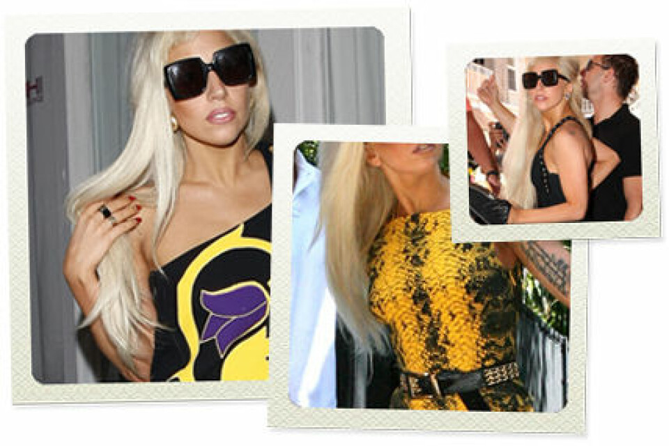 Lady Gaga har visat sig i förhållandevis normala outfits de senaste dagarna. Lady Gaga har visat sig i förhållandevis normala outfits de senaste dagarna.