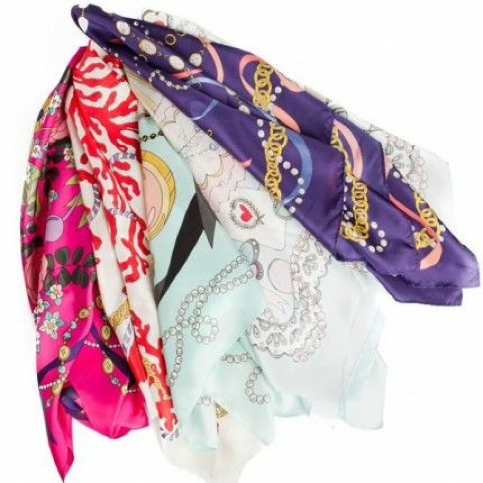 EmmaKisstina designar sidenscarves för meinto.se