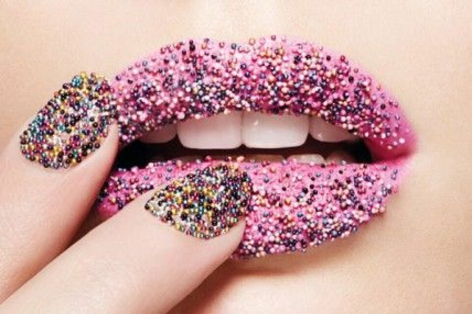 Nya nageltrenden kaviarmanikyr - så gör du