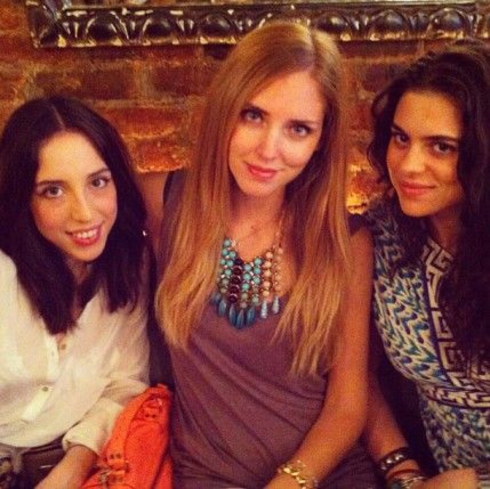 Sania Claus Demina, Chiara Ferragni och Andrea Pagliani. Sania Claus Demina, Chiara Ferragni och Andrea Pagliani.