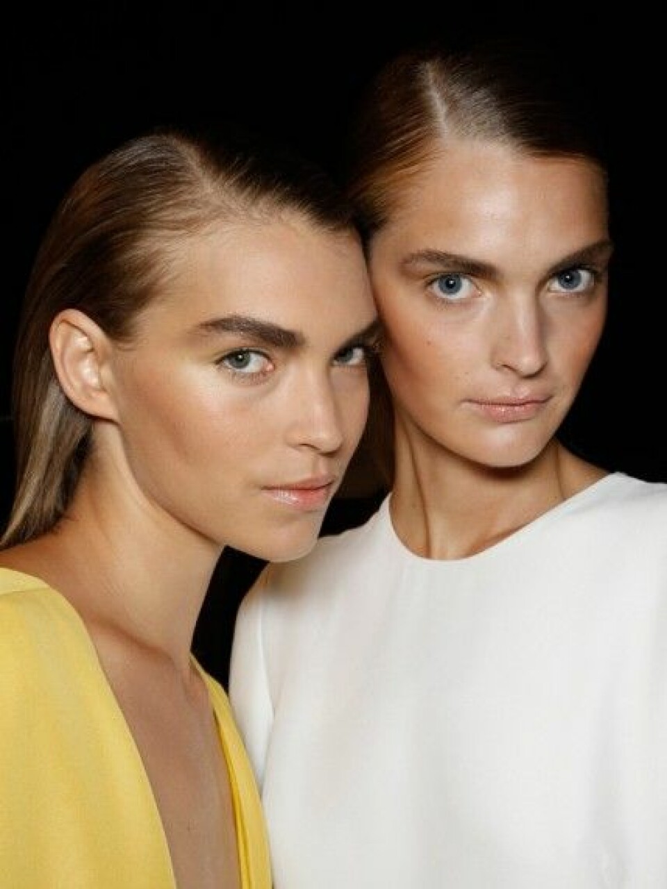 Solkyssta - eller välbronzade - modeller hos Derek Lam. S/S 2012. Solkyssta - eller välbronzade - modeller hos Derek Lam. S/S 2012.
